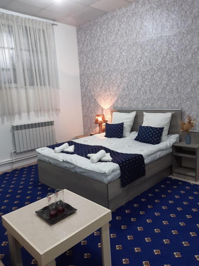 Lind Guest House B&B Gyumri Exterior photo
