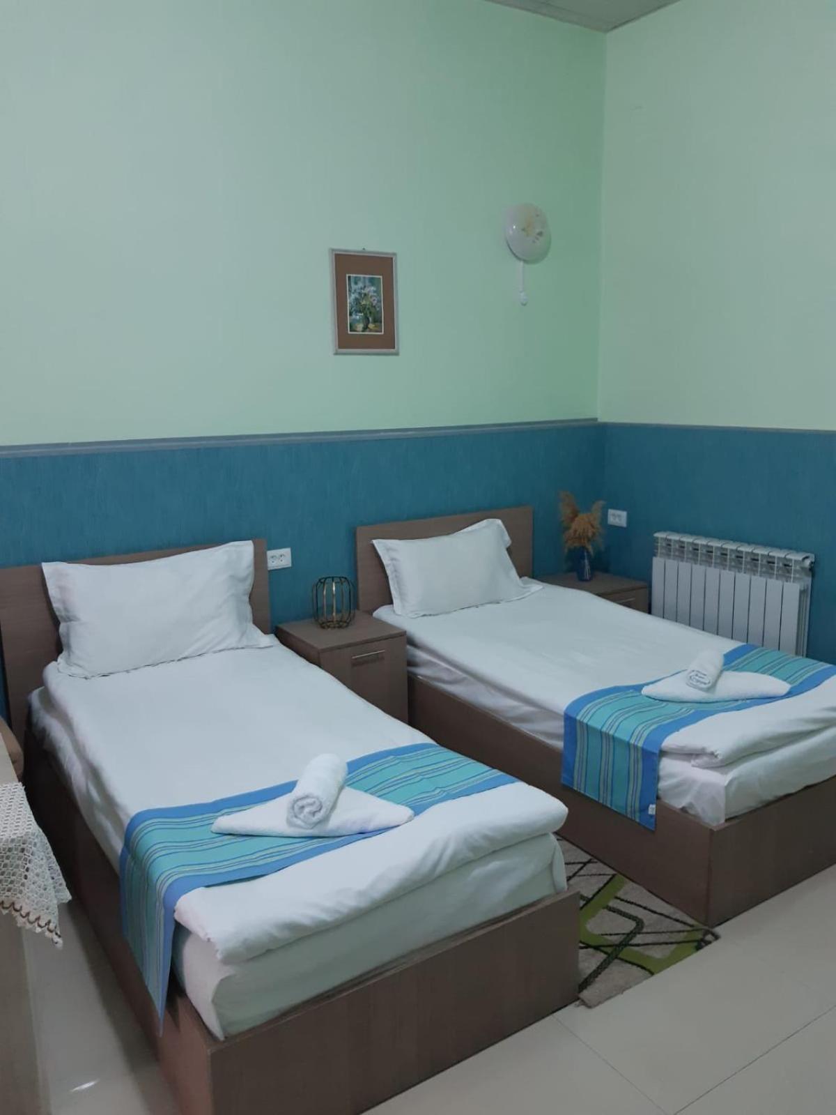 Lind Guest House B&B Gyumri Exterior photo